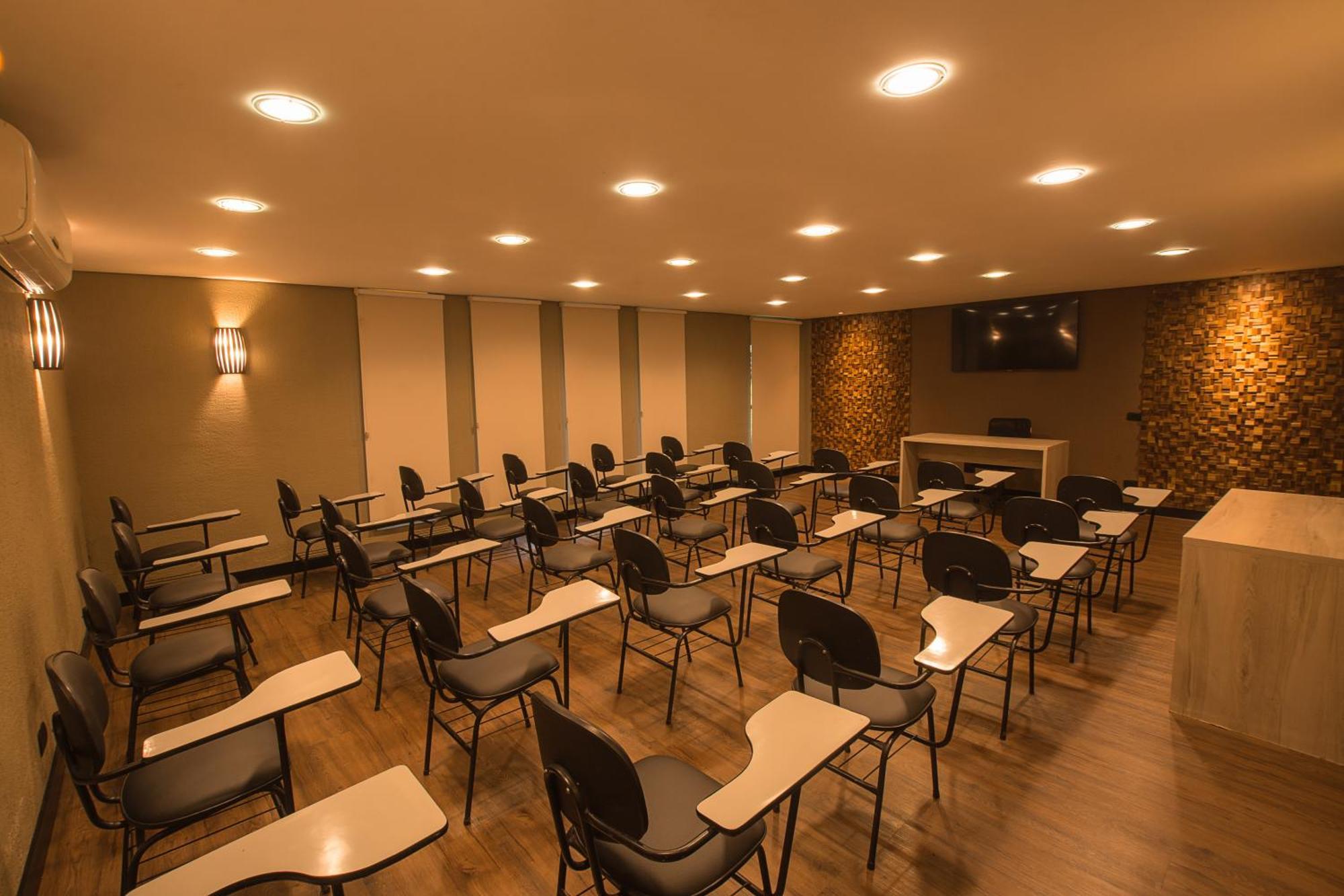 Sj Jaguariaiva - San Juan Jaguariaiva Hotel Екстериор снимка